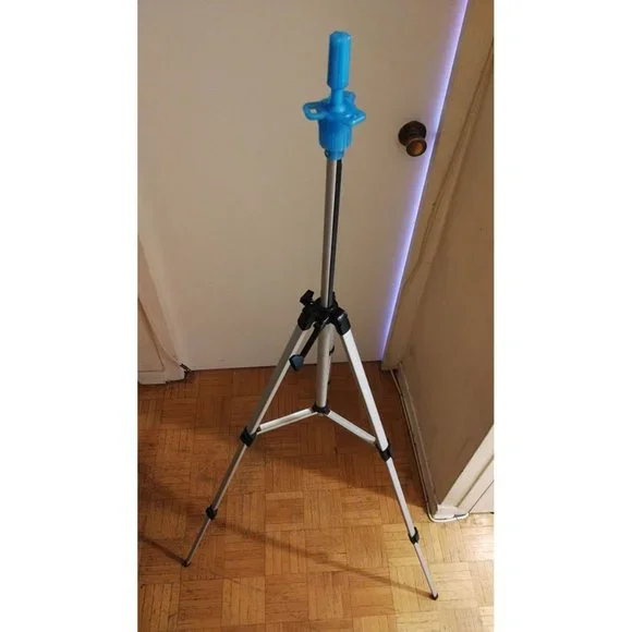 Mannequin head tri pod stand - Picture 2 of 4